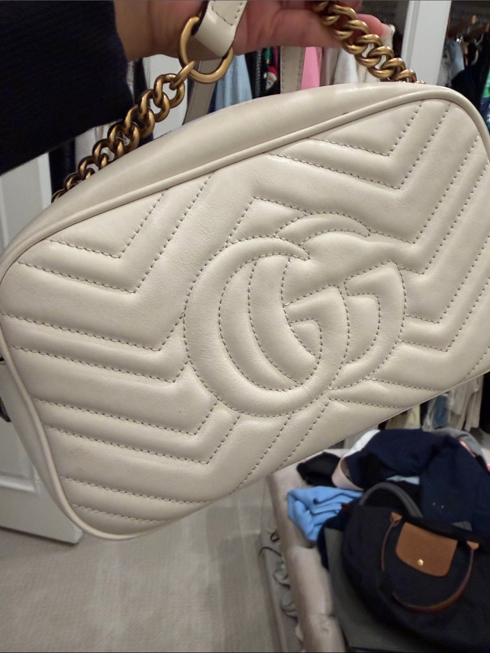 Gucci Cream Chevron Quilted Leather GG Marmont Crossbody Bag - Picture 3 of 8